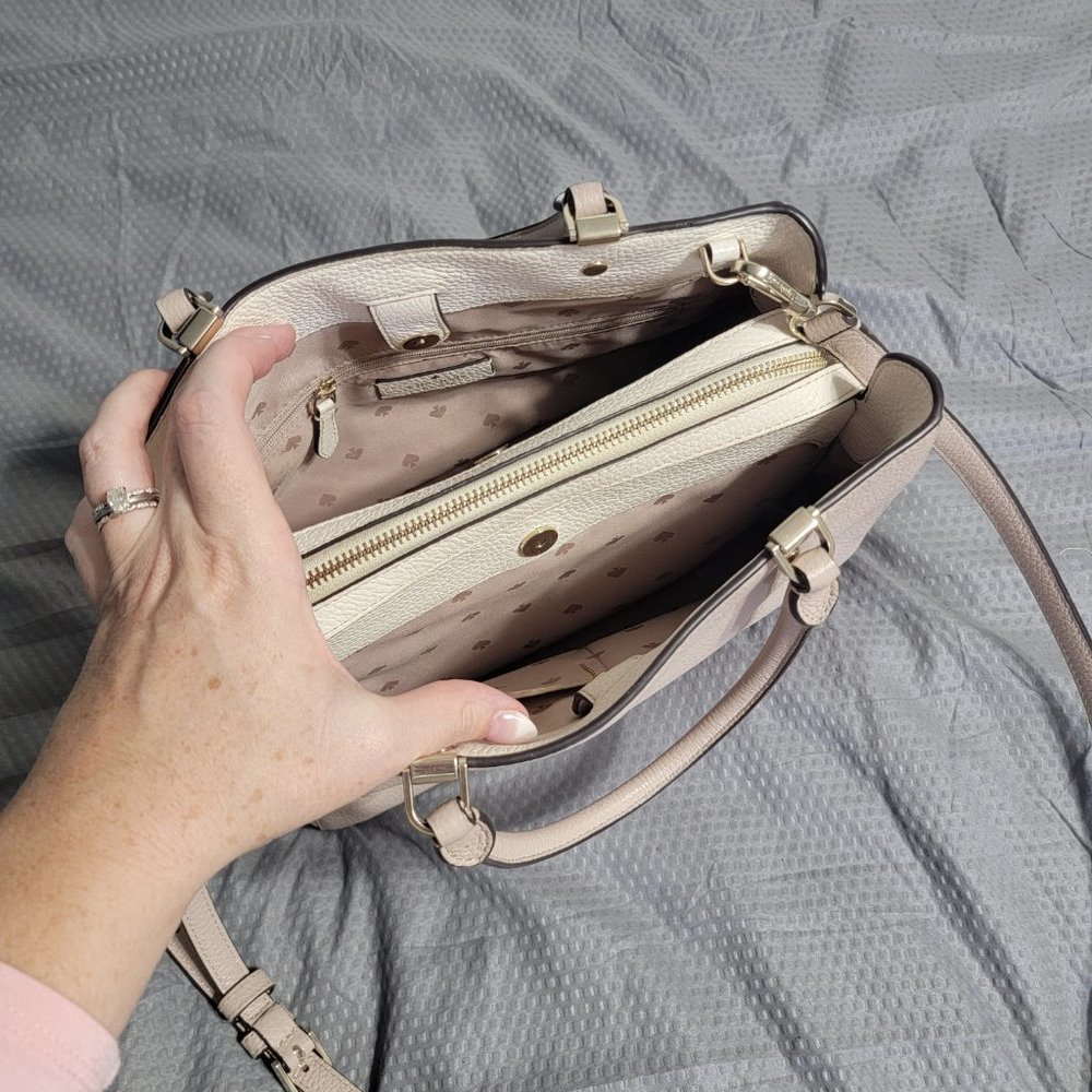Kate Spade tan and cream crossbody bag - Picture 3 of 5